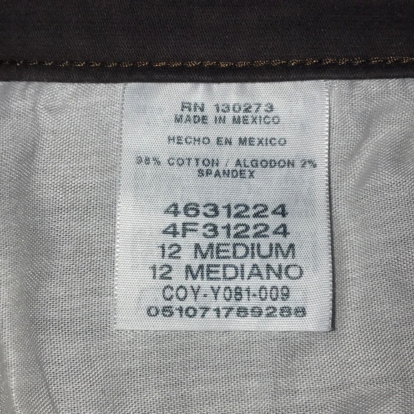 Lee All Day Pants. EUC. - Picture 9 of 11